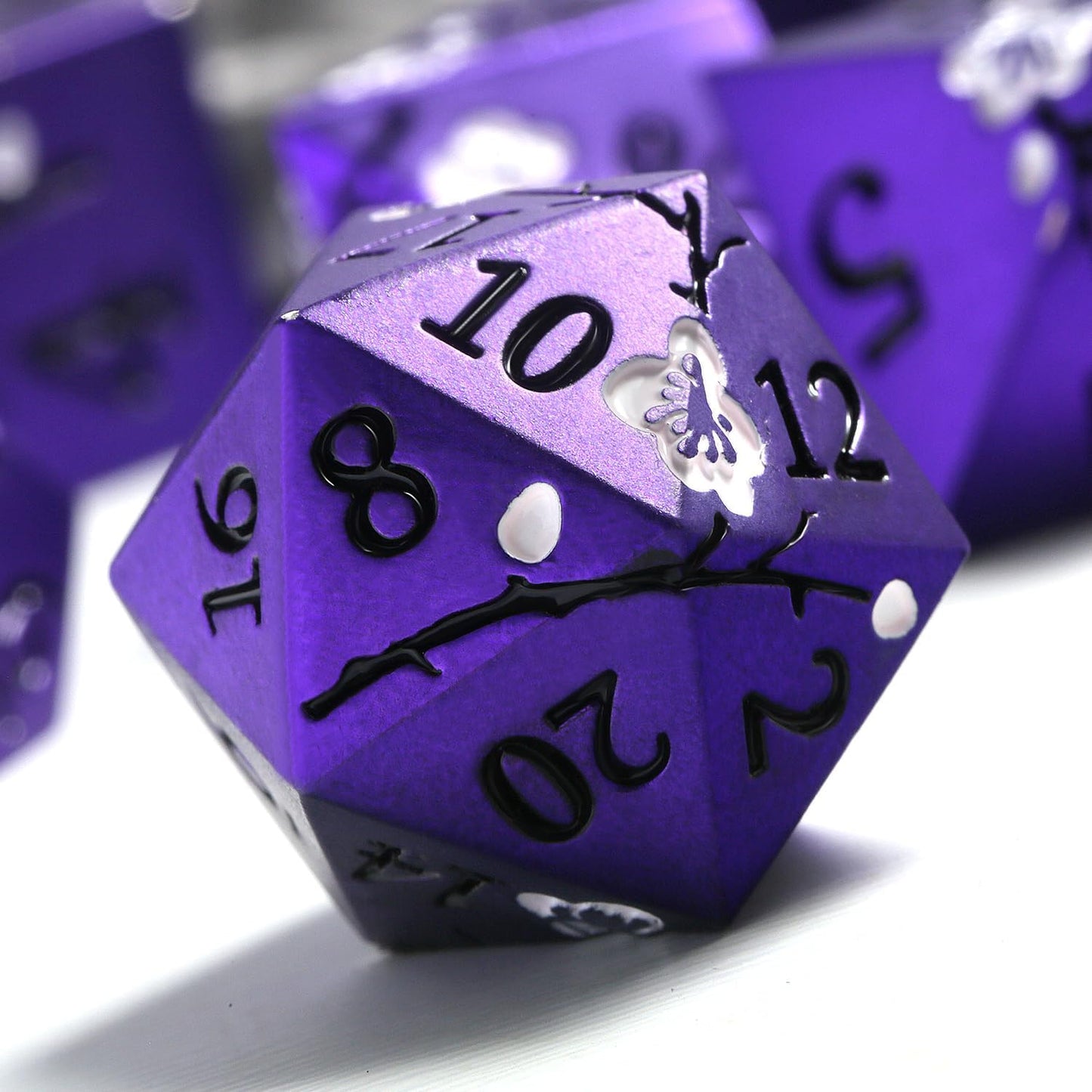 Matt Purple D&D Metal Dice, DNDND 7 PCS Heavy Metallic DND Dice Set with Gorgeous Gift Case for Dungeons and Dragon Tabletop Game (Matte Purple with White Flowers)