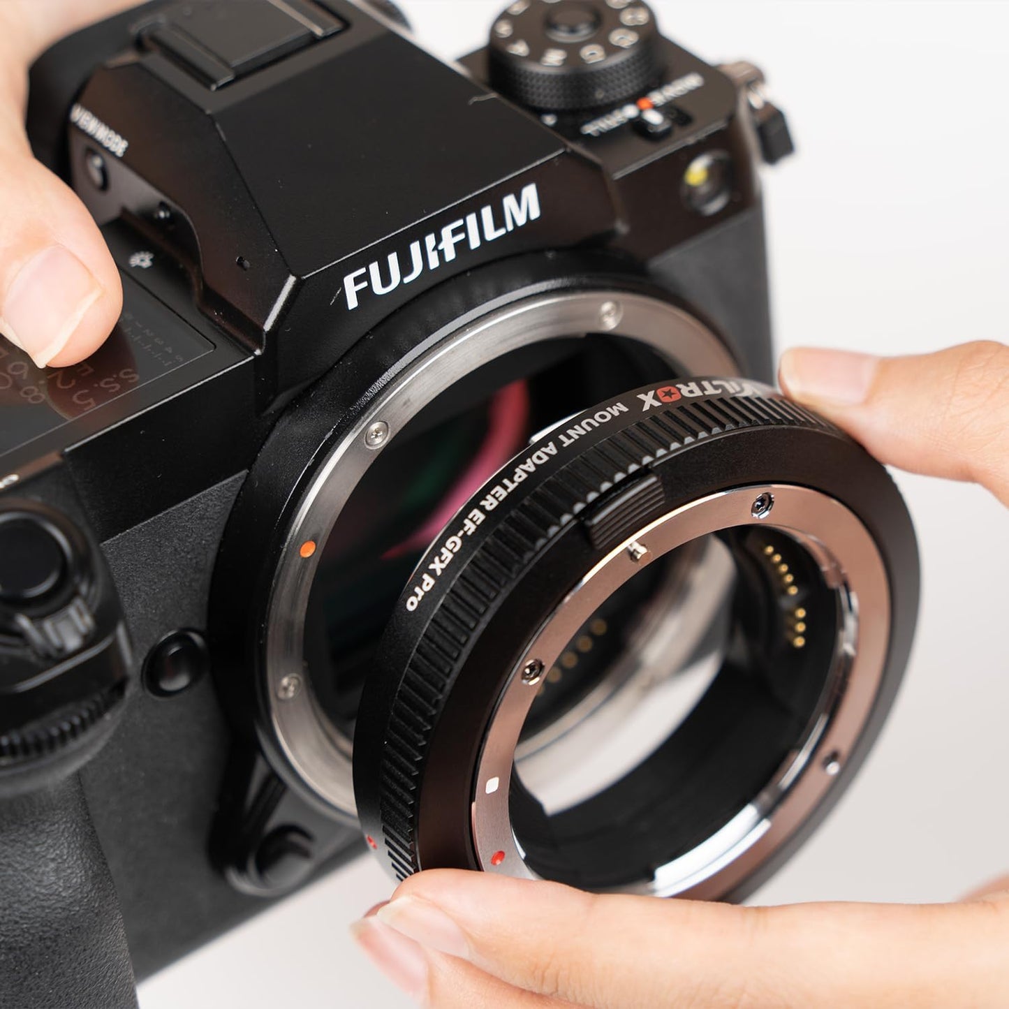 VILTROX EF-GFX Pro Lens Adapter EF Mount to GFX Mount Lens Adapter Converter Ring for Canon EF/EF-S Series Lens to Fuji GFX-Mount Medium Format Camera GFX 100 100S 50S 50SII 50R